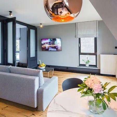 Bella - Victoria By Oneapartments Apartament