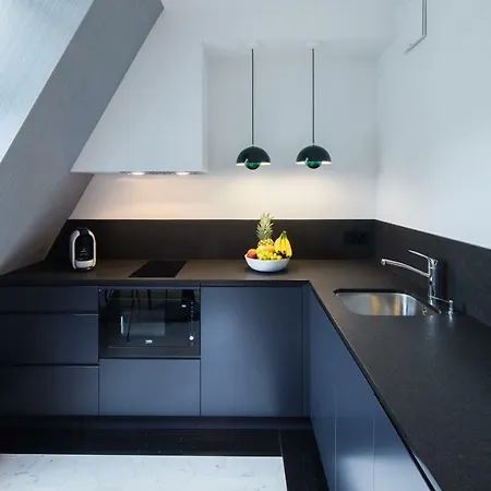 Bella - Victoria By Oneapartments Apartament