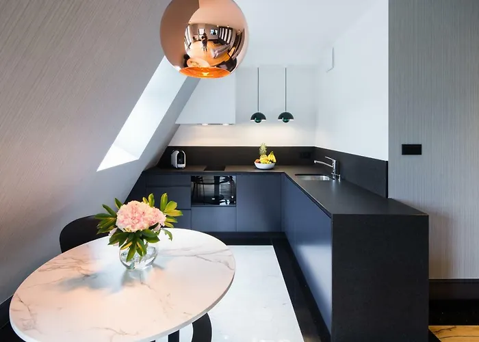 Apartment Bella - Victoria By Oneapartments *