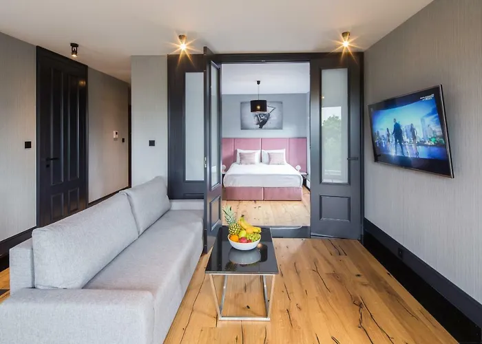 Bella - Victoria By Oneapartments Apartment *